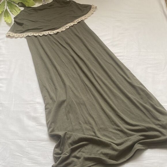 ⭐️NWT Streetwear Society Maxi Dress w/ Overlay⭐️ - Picture 2 of 7